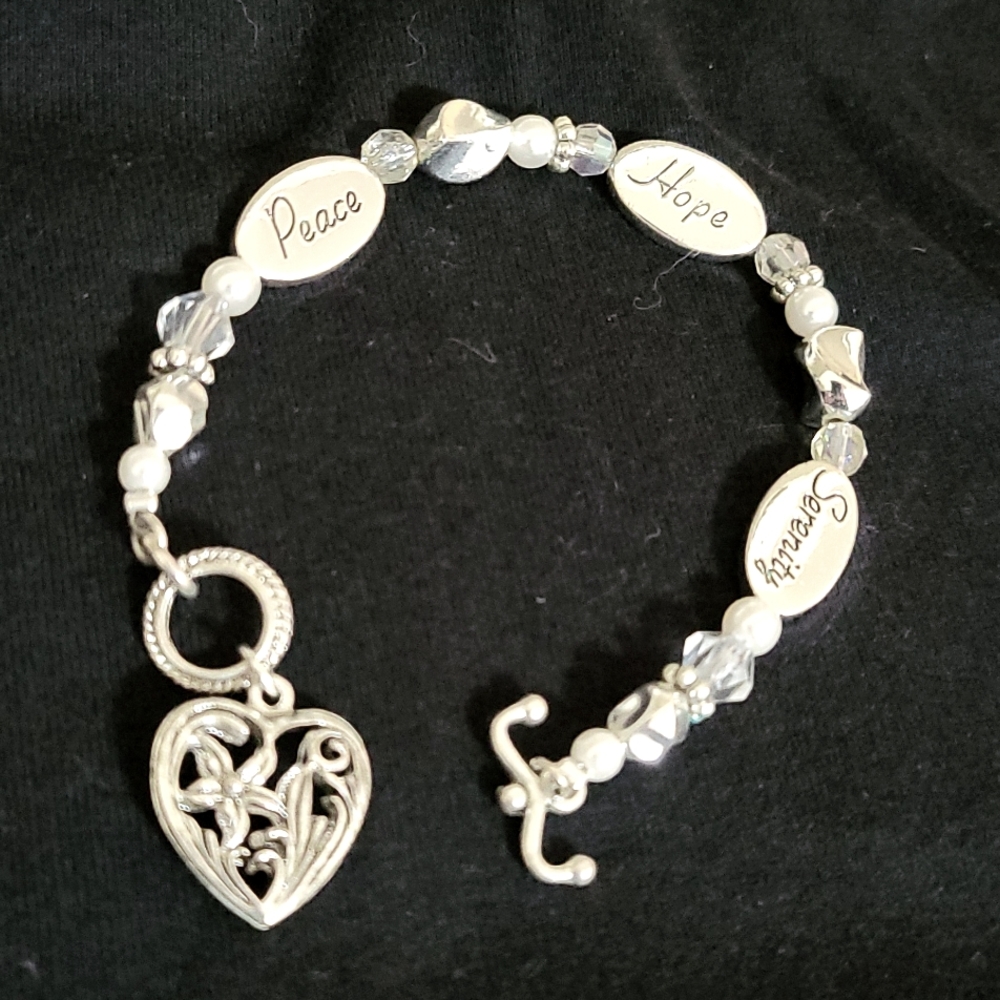 Silver-tone Bracelet-Engraved "Hope", "Peace","Serenity".  Excellent con…
